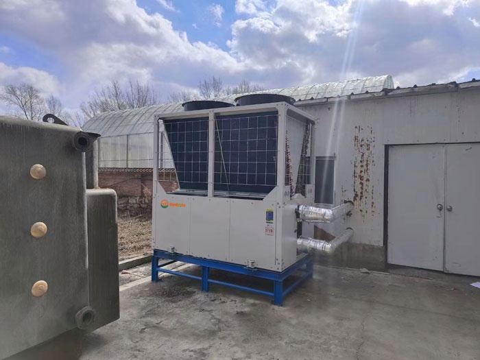 Energiomställningstrenden är över oss: Värmepumpar med två källor löser problemen med hög energiförbrukning och höga utsläpp. Energiomställningstrenden är över oss: Värmepumpar med två källor löser problemen med hög energiförbrukning och höga utsläpp.